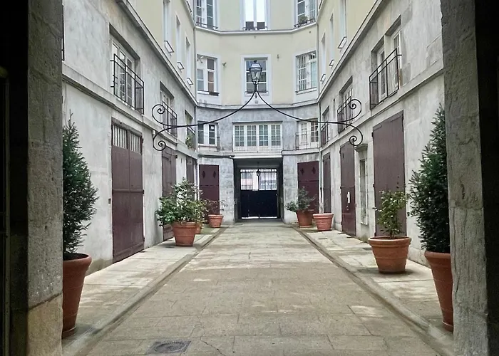 Le Cocon De La Bastille - Daloc *